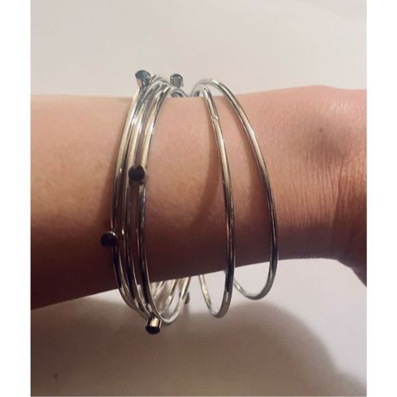 SILVER BRACELET SET - Picture 1 of 5